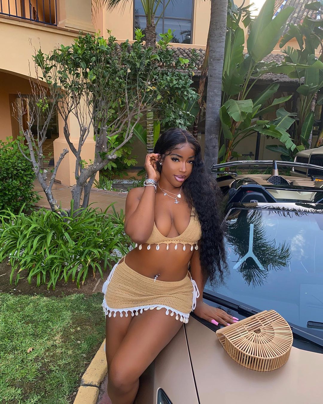 PICTURES OF BLACK BEAUTY thats_so_feven