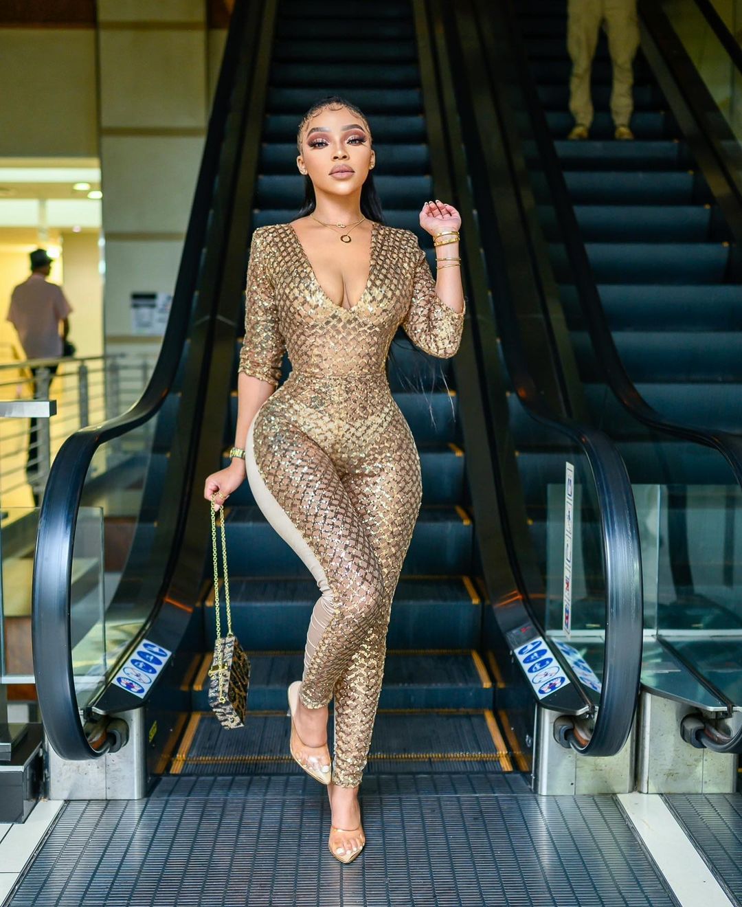 Faith Nketsi deixa fãs de queixo caído (Foto: @faith.nketsi/Instagram)