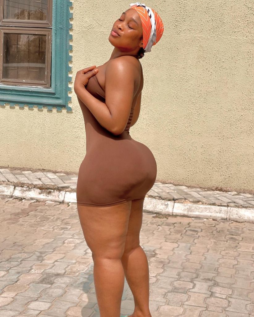 Princess Salt exibe suas curvas deslumbrantes (@princesssalt2/Instagram)