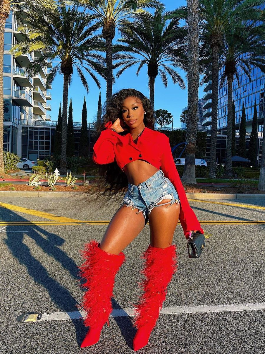 Black Beauty: Gershona Annor